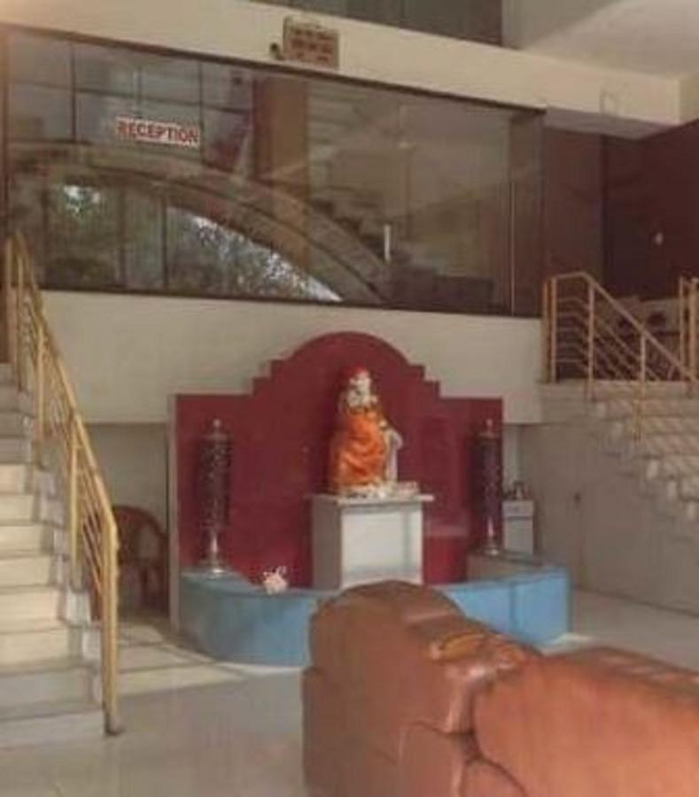 Manohar Mahal Hotell Jalgaon Exteriör bild