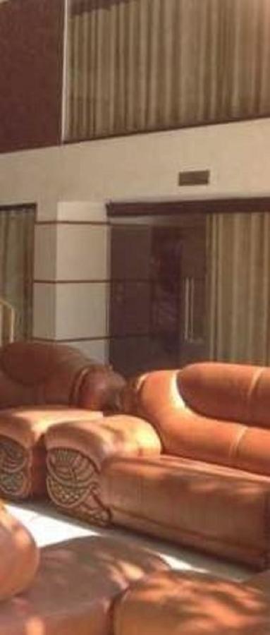 Manohar Mahal Hotell Jalgaon Exteriör bild